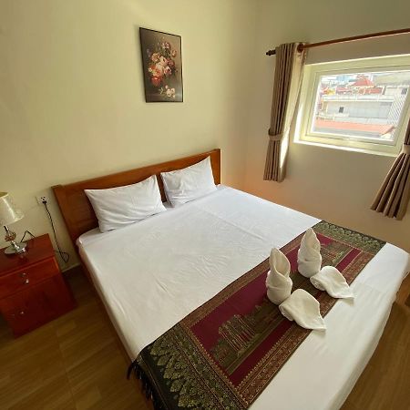 Phnom Penh Le Vincent Hotel Buitenkant foto