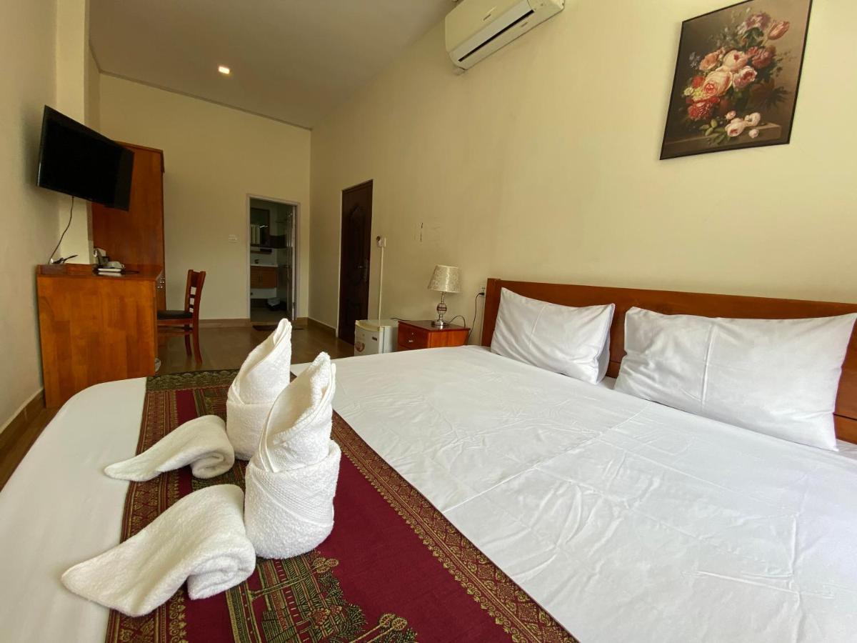 Phnom Penh Le Vincent Hotel Buitenkant foto