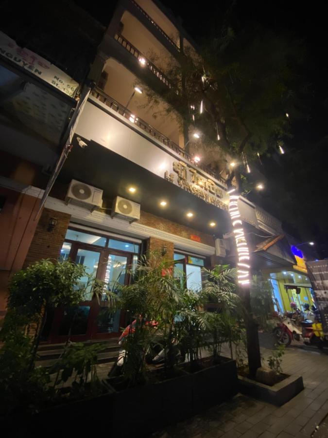 Phnom Penh Le Vincent Hotel Buitenkant foto