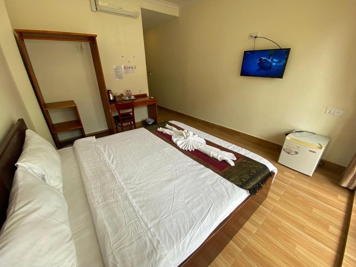 Phnom Penh Le Vincent Hotel Buitenkant foto
