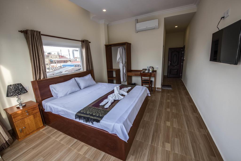 Phnom Penh Le Vincent Hotel Buitenkant foto