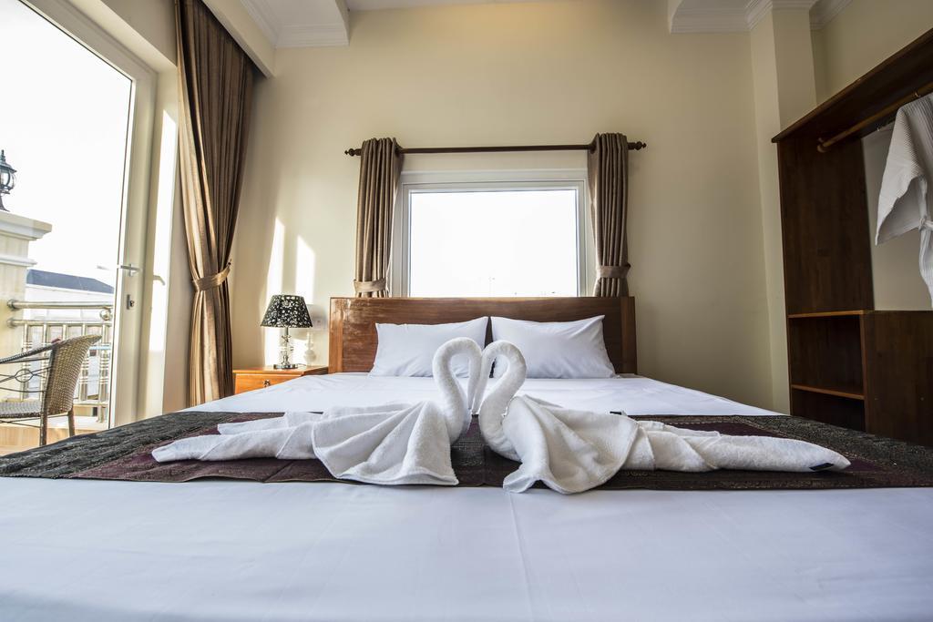 Phnom Penh Le Vincent Hotel Buitenkant foto
